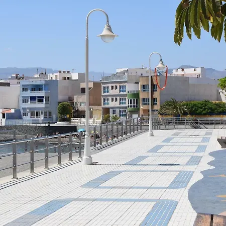 Apartment Nabhasi Arinaga